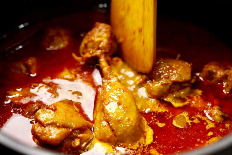 Pressure Cooker Chicken Curry | Chicken Curry Recipe | Chicken Gravy